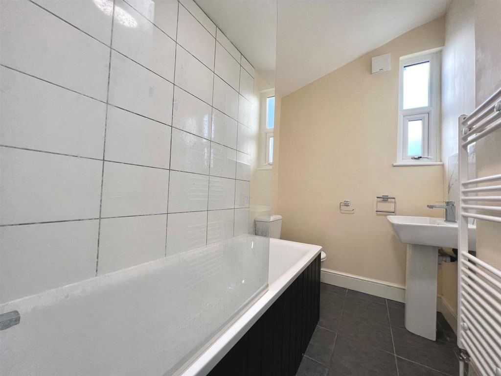 Property photo 3 of 4 Img_2229.Jpg