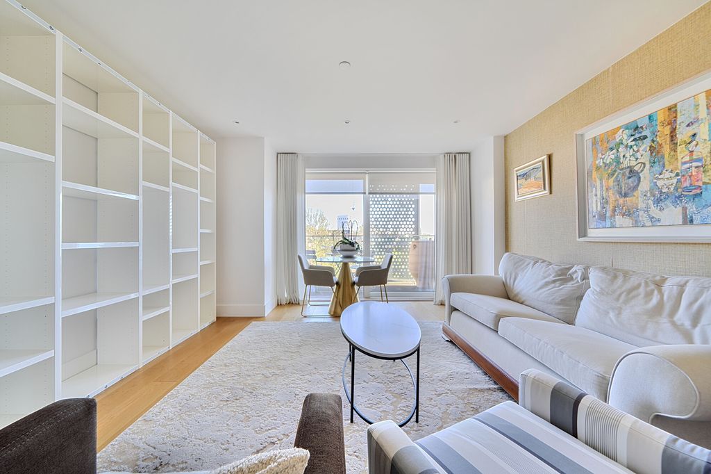 Property photo 2 of 26