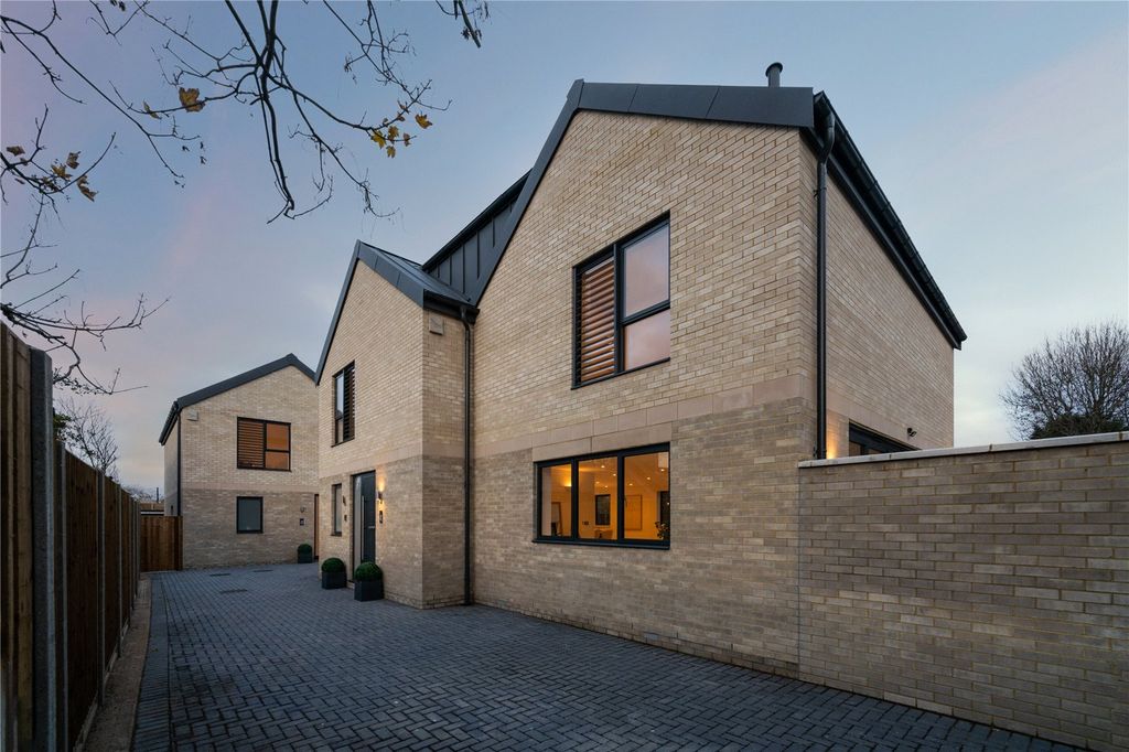 Property photo 1 of 30 Picture No. 38