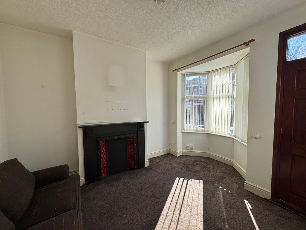 Property photo 2 of 10 Image