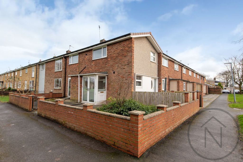 Property photo 1 of 6