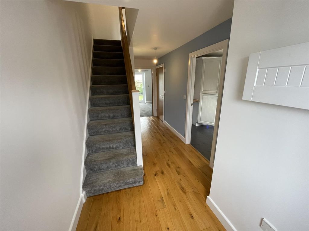 Property photo 2 of 15 3 Pen Y Morfa Hallway