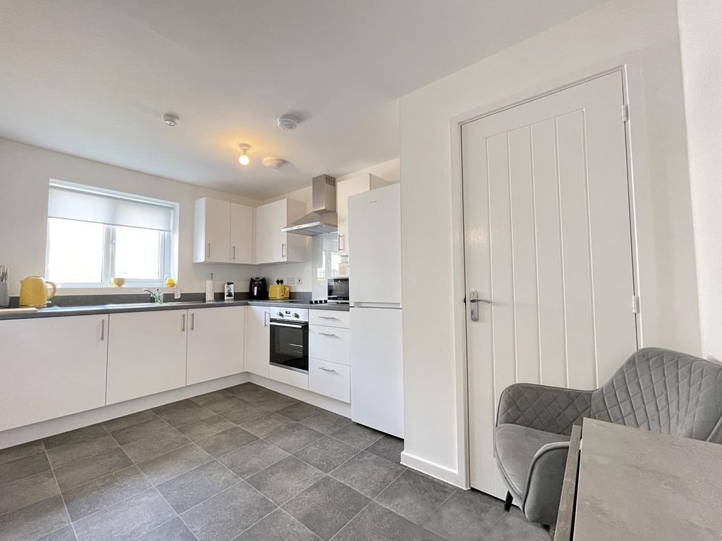 Property photo 3 of 8 Foxglove Gardens 1 - Kitchen Fp.Jpg