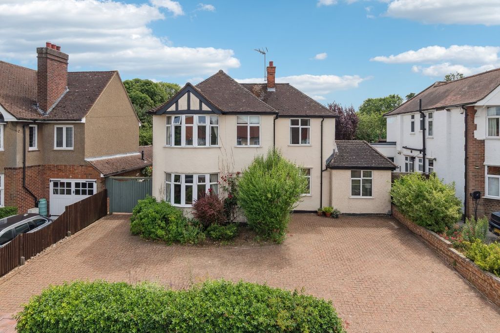 Property photo 1 of 23