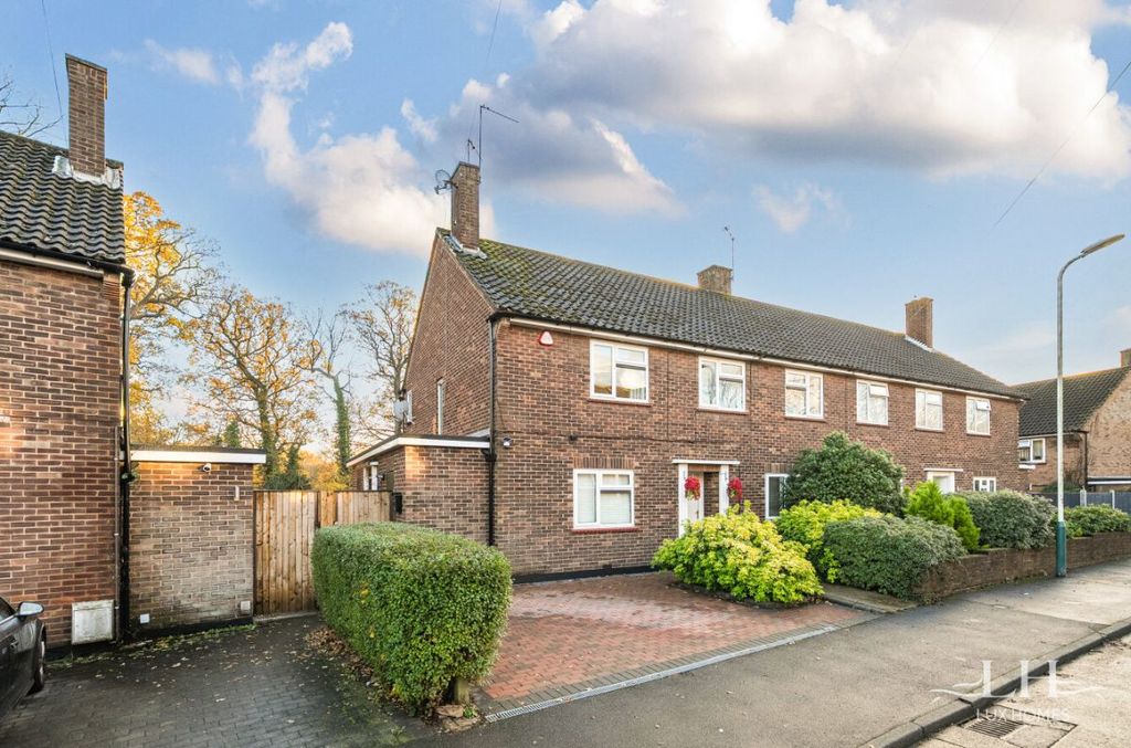 Property photo 1 of 24