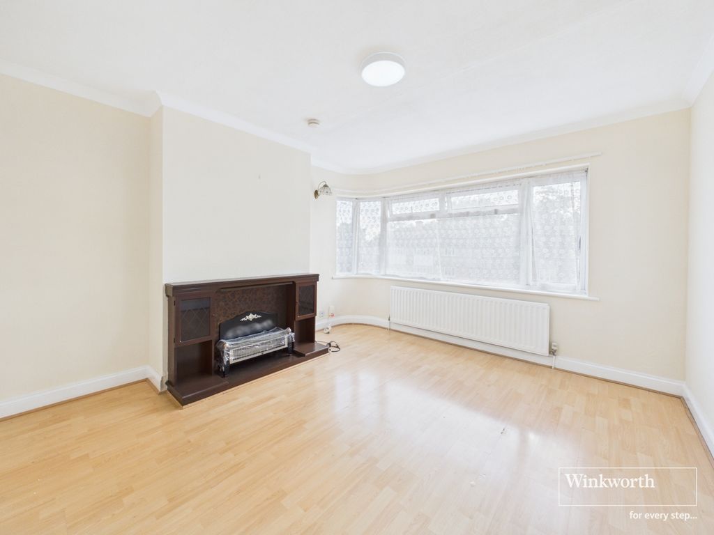 Property photo 1 of 9 Lounge