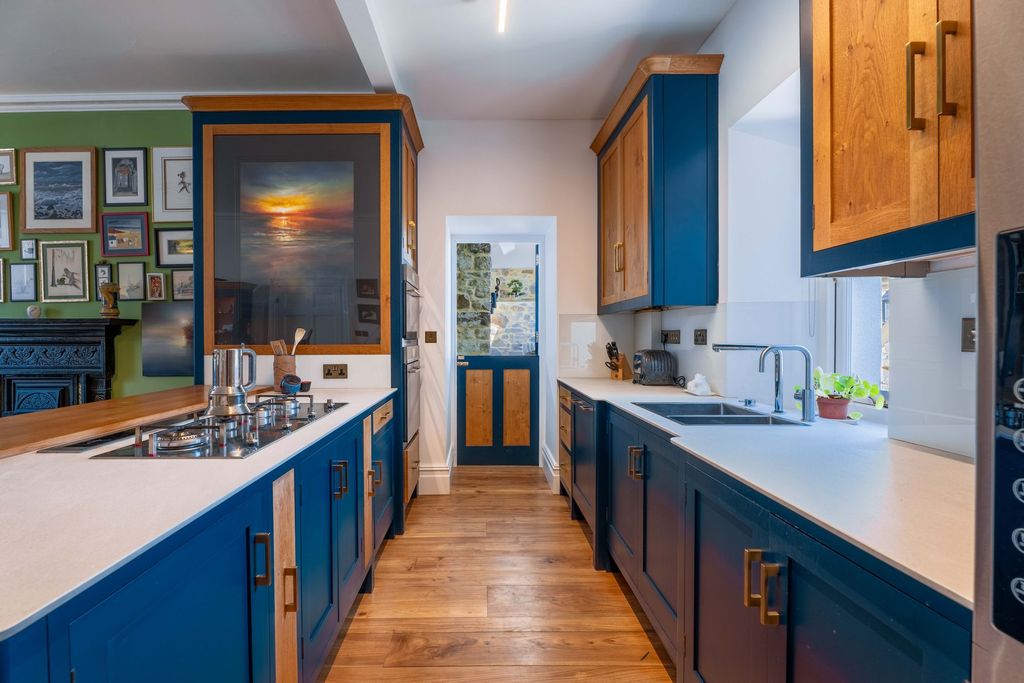 Additional image 12 of 8 bed link detached house for sale61 St. James Street, Narberth SA67