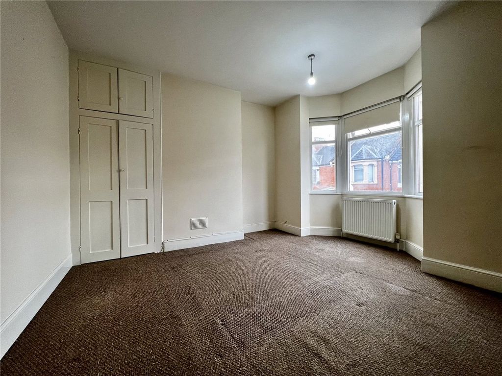 Property photo 3 of 12 Picture No. 15