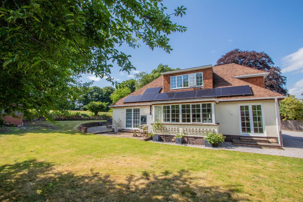 Property photo 1 of 27