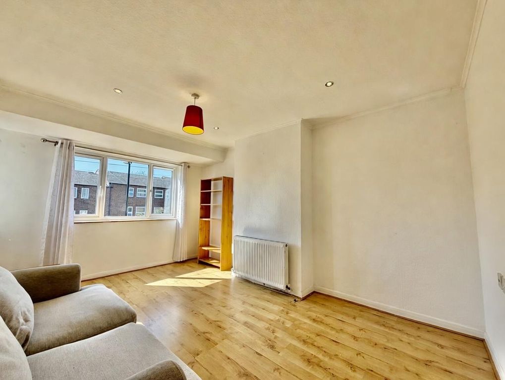 Property photo 2 of 8 T055H.Jpg