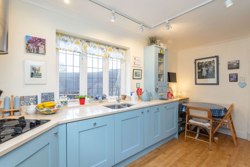 Property photo 3 of 11 Dsc08038