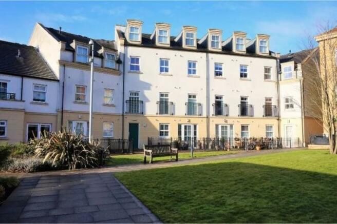 Property photo 1 of 10 Front