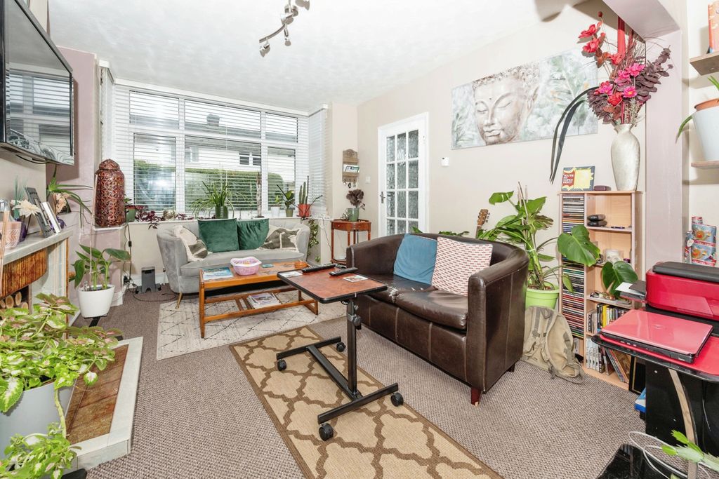Property photo 2 of 15 Photography