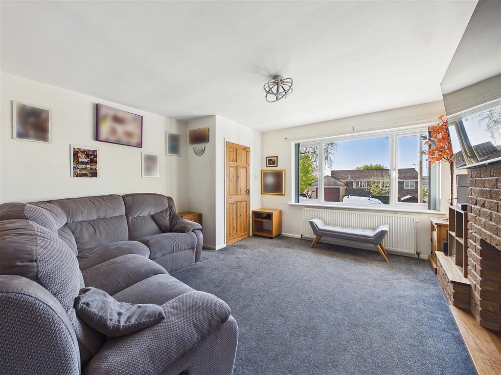 Property photo 2 of 17 Cam05476G0-Pr0195-Still014.Jpg