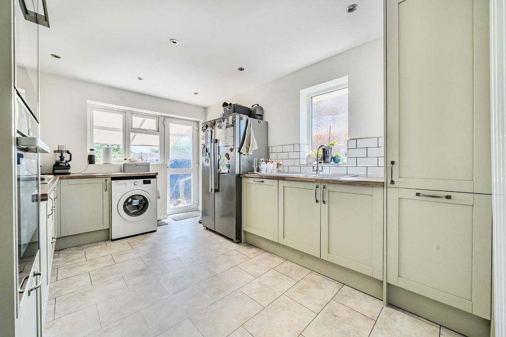 Property photo 2 of 14 5-1320156-15-686d42Bf3c312-5.Jpg