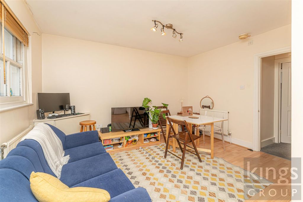 Property photo 2 of 12 5.Jpg