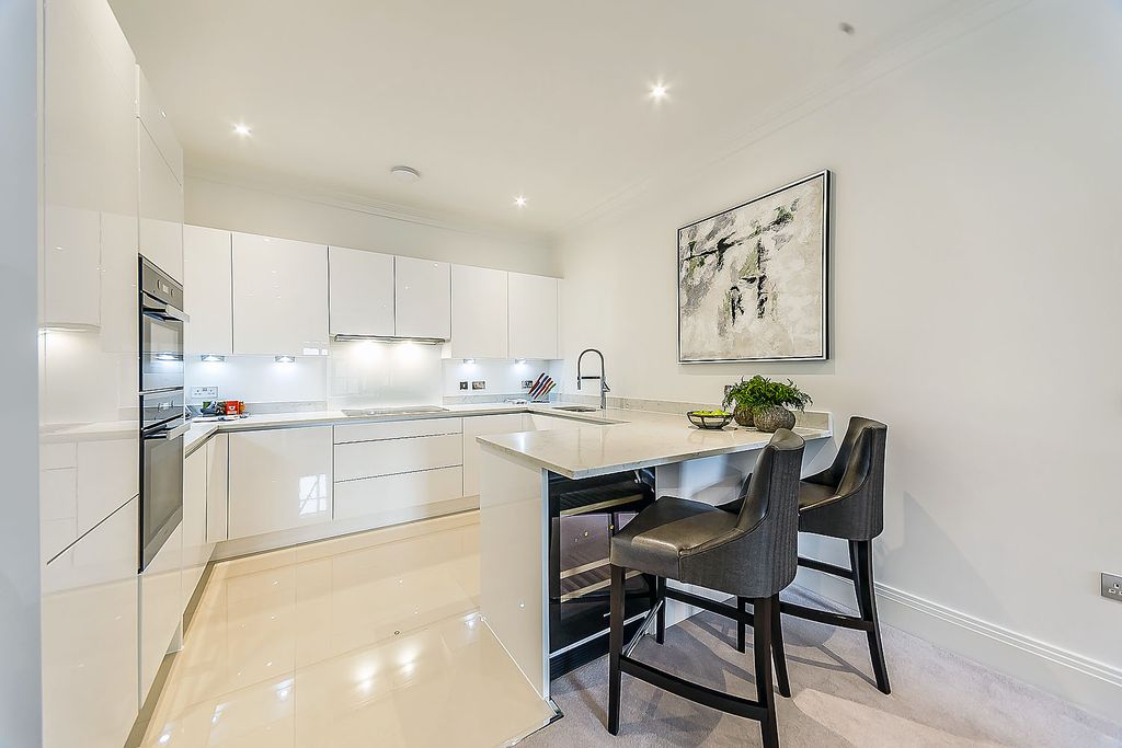 Property photo 2 of 10 Gallery