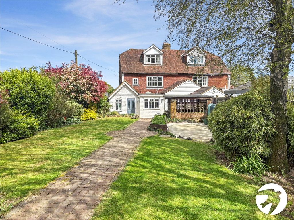 Property photo 1 of 18 External