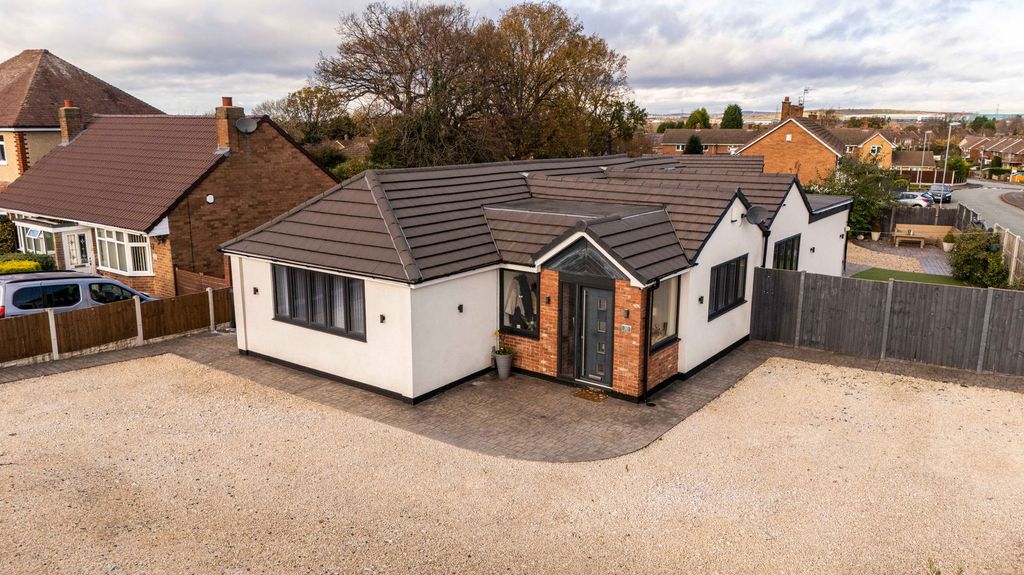 Property photo 1 of 38