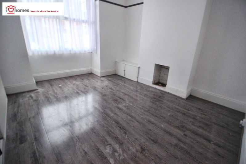 Property photo 3 of 13 Photo 13