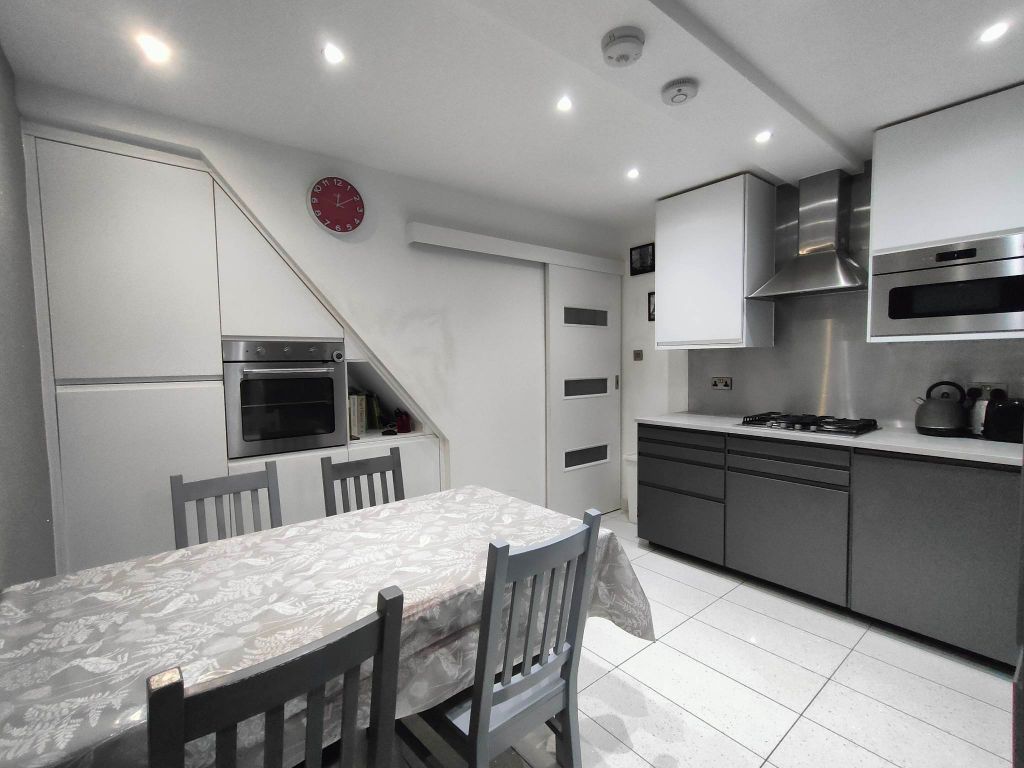 Property photo 2 of 11 82B53A990F139Cf30E2B331E06cd1677Ea3041A3.Jpeg