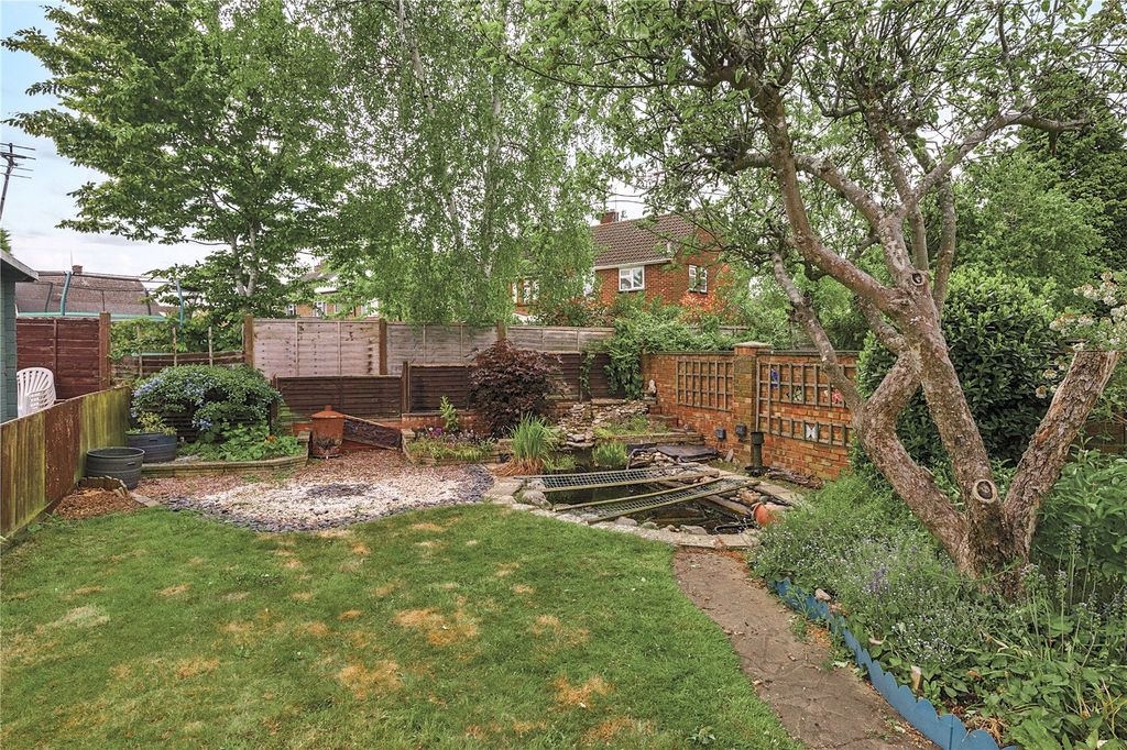 Property photo 2 of 21 Picture No. 24