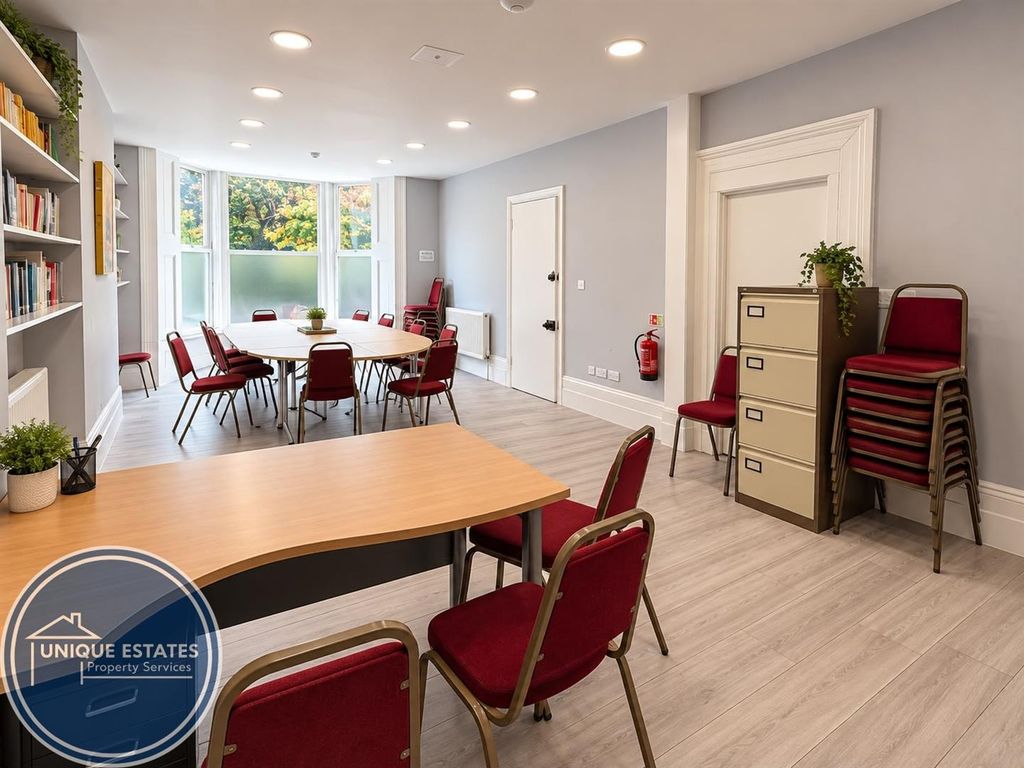 Property photo 2 of 9 Staurt Crescent_.Jpeg