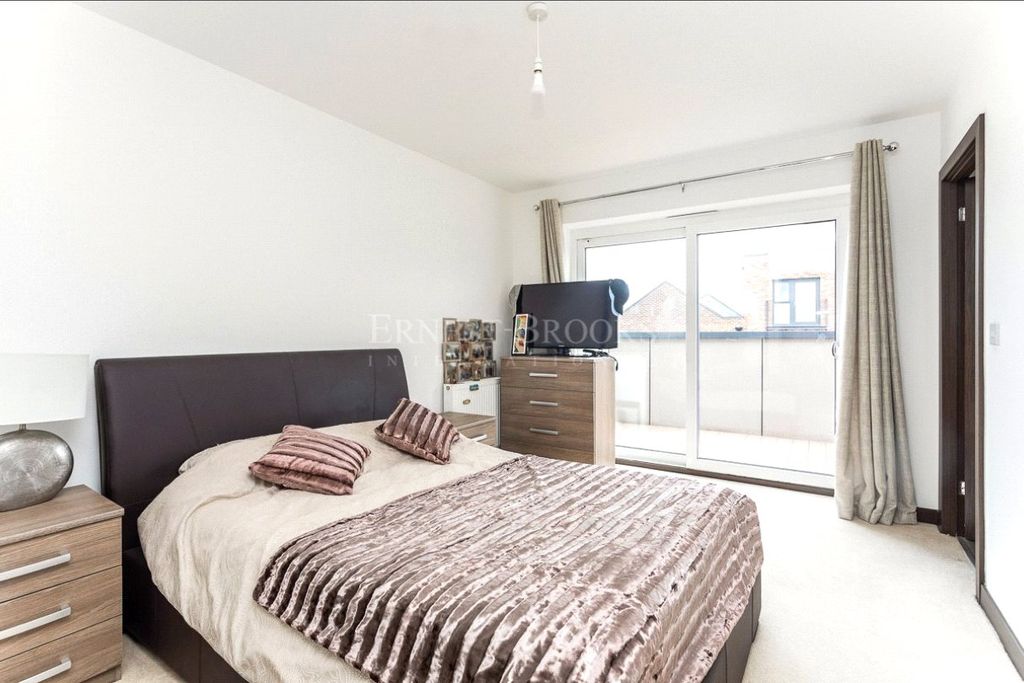 Property photo 2 of 12 Picture No. 02