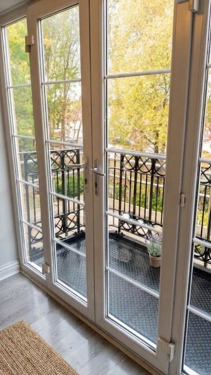 Property photo 2 of 16 Balcony