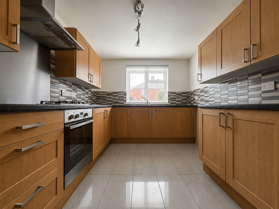 Property photo 3 of 10 Kitchen