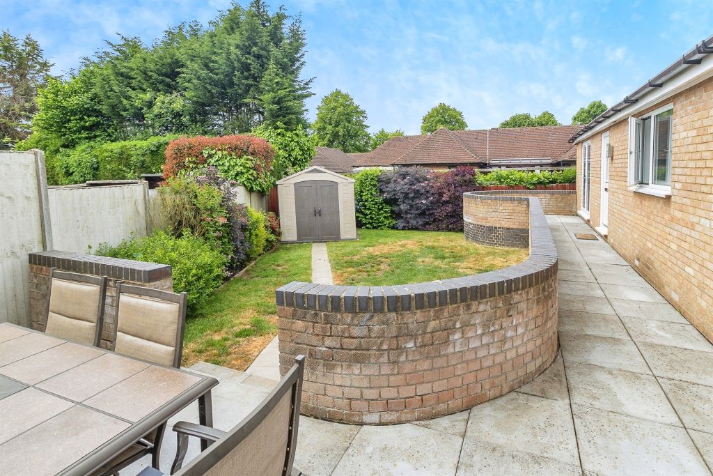 Property photo 2 of 26