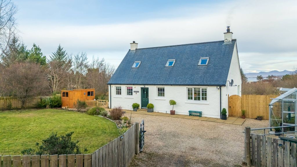 Property photo 1 of 35