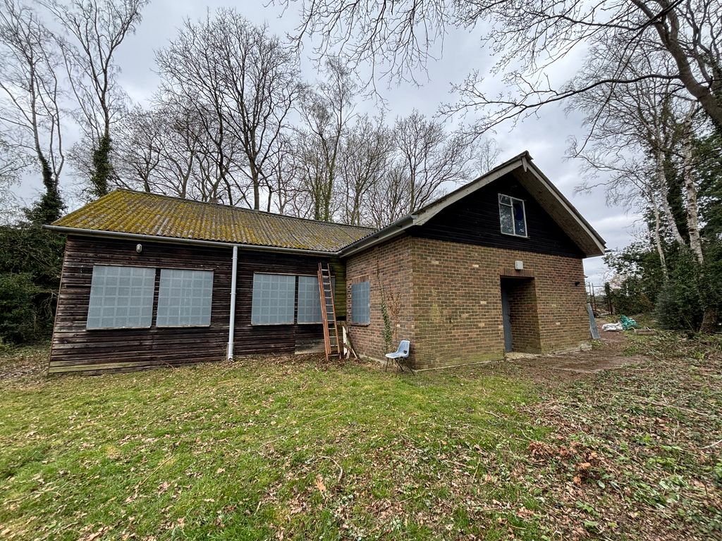 Property photo 3 of 7