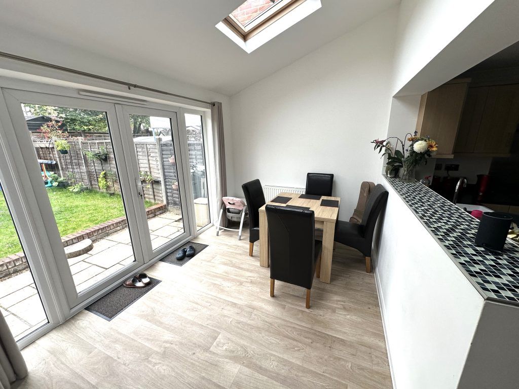 Property photo 3 of 8