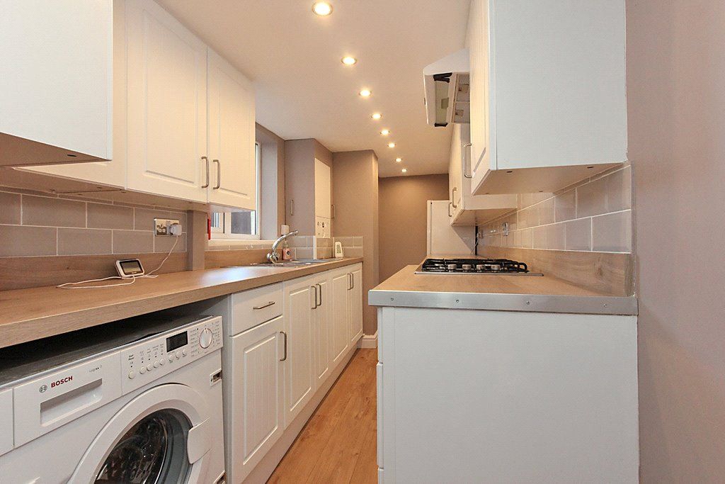 Property photo 2 of 16 Picture No. 12