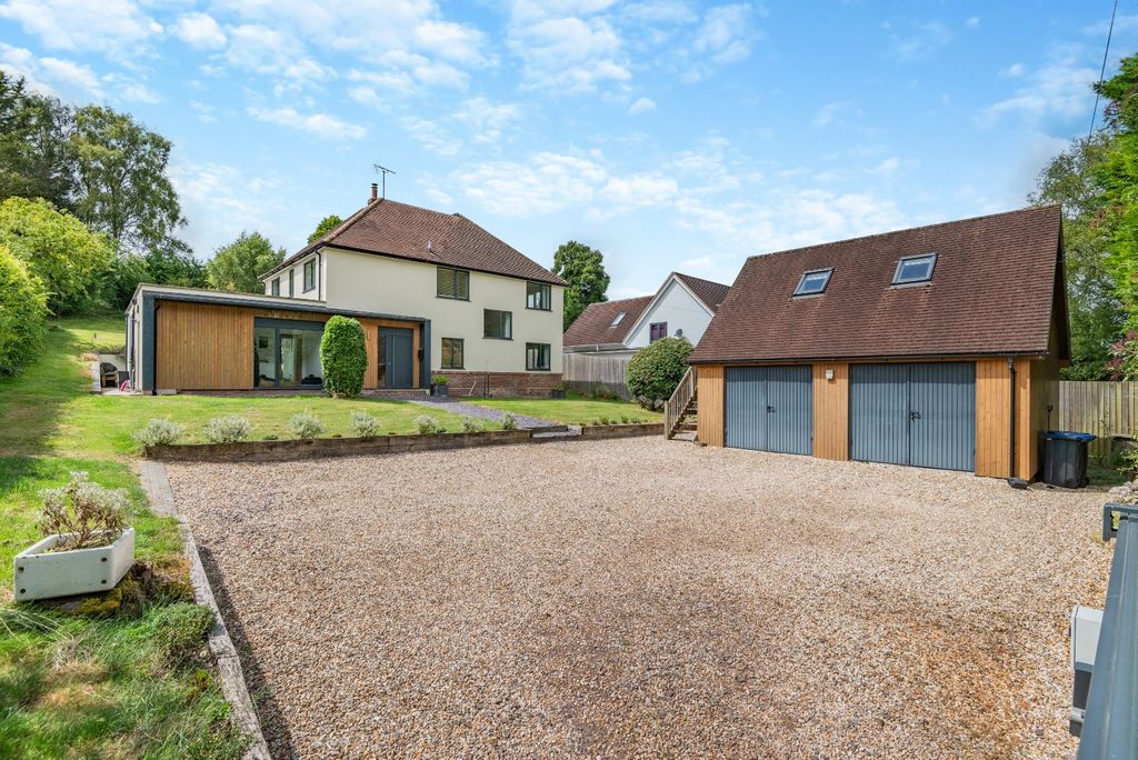 Property photo 1 of 19 Picture No. 54