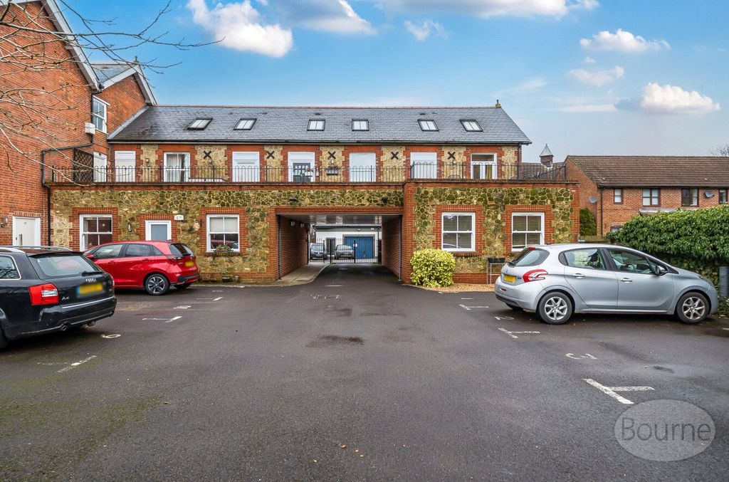 Additional image 10 of 2 bed flat for saleStation Road, Liphook, Hampshire GU30