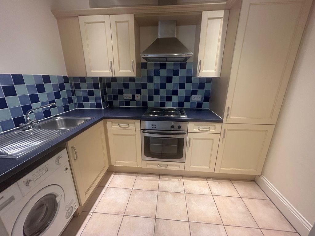 Property photo 2 of 6