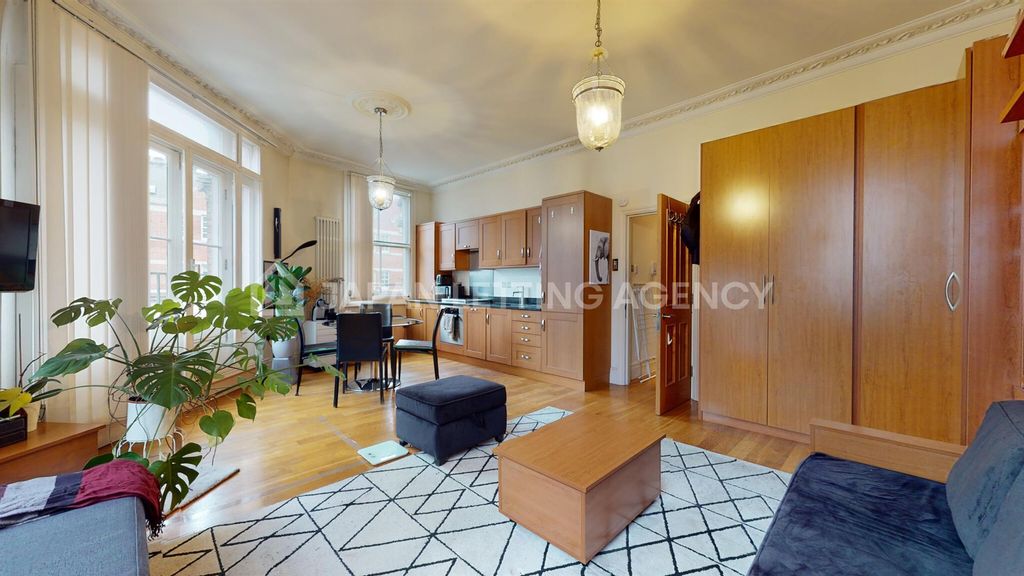 Property photo 1 of 12 Livingroom 1-4_Watermarked.Png