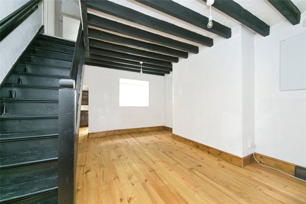 Property photo 2 of 19 Picture No. 07