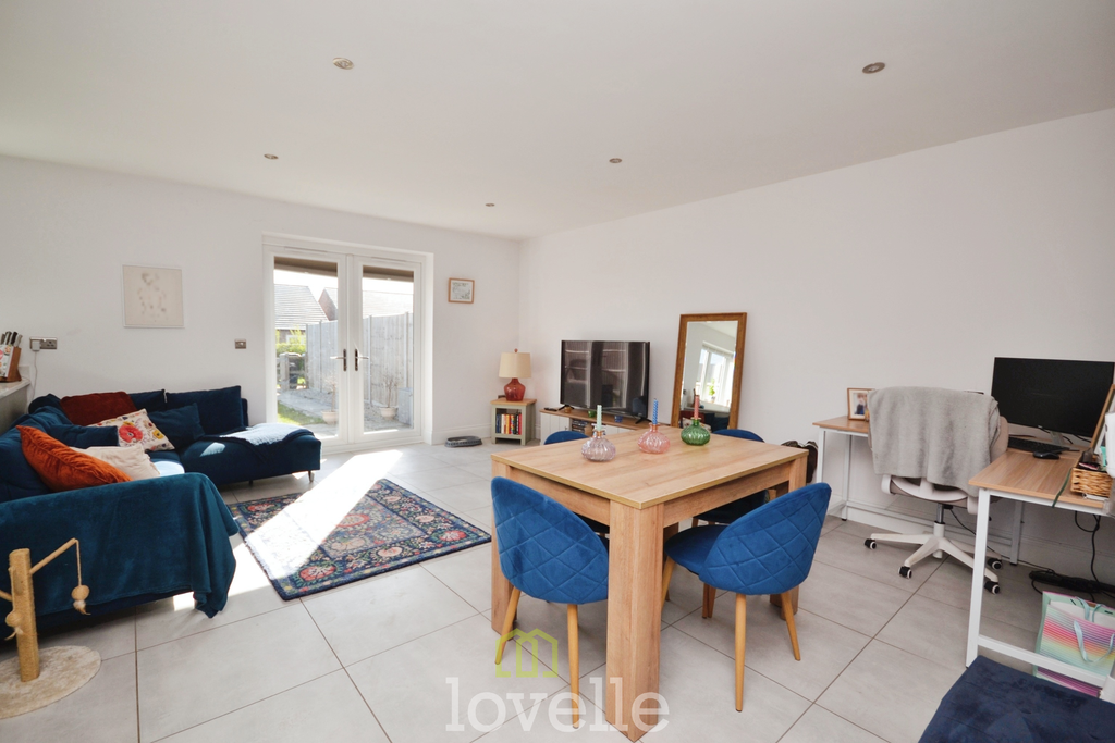 Property photo 3 of 15