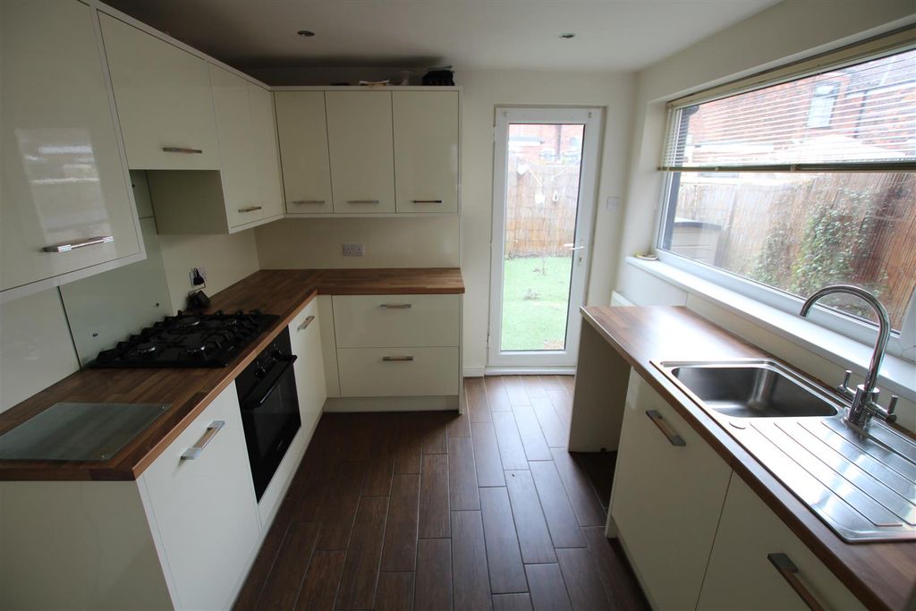 Property photo 3 of 7 Img_9675.Jpg