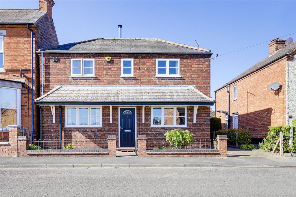 Property photo 1 of 26 5060.Jpg