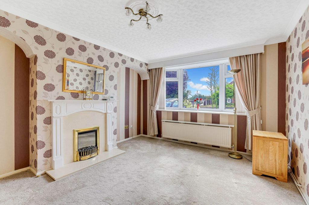 Property photo 1 of 21