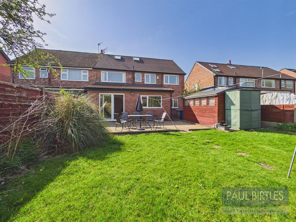 Property photo 2 of 24 Cam01301G0-Pr0741-Still037.Jpg