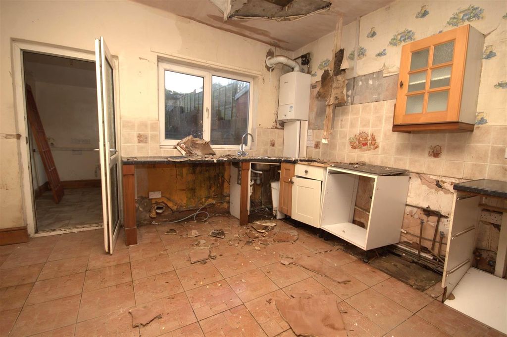 Property photo 3 of 7 Bjorqpob.Png