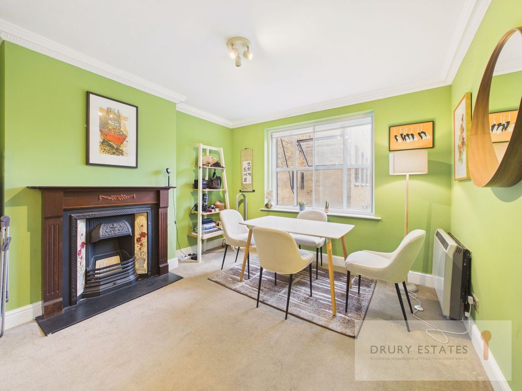 Property photo 3 of 12 Dining Room
