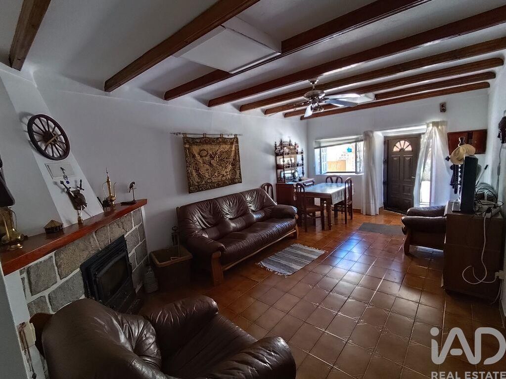 Property photo 3 of 31