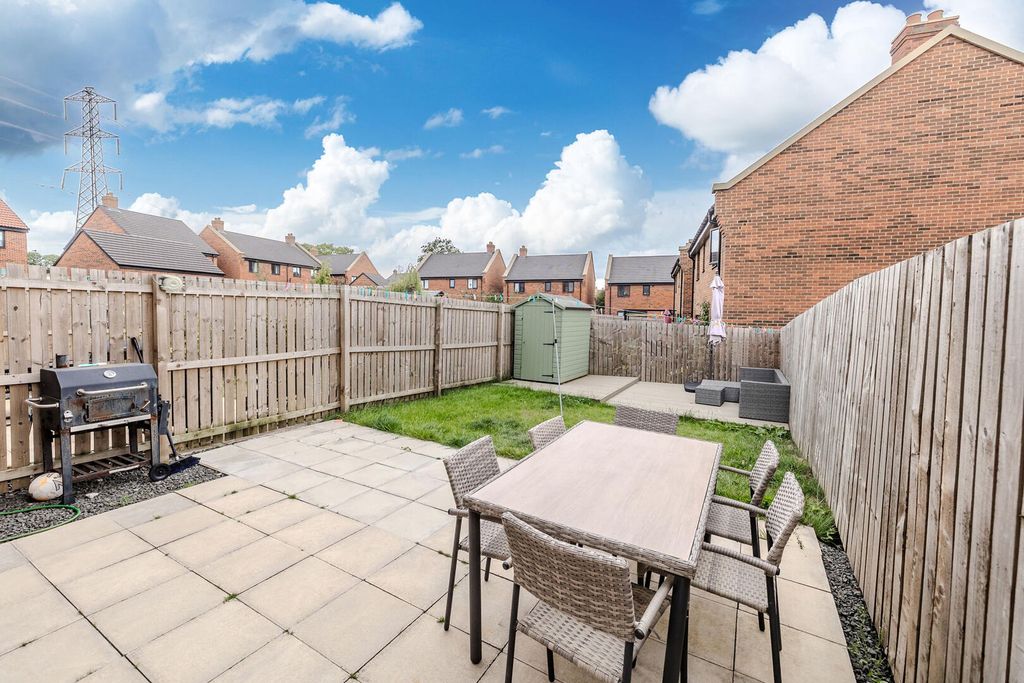 Property photo 2 of 29 Rear Garden