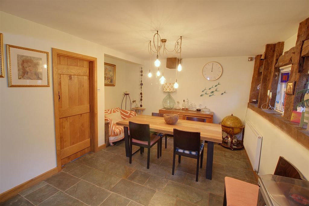 Property photo 3 of 25 Img_8262-Img_8264.Jpg